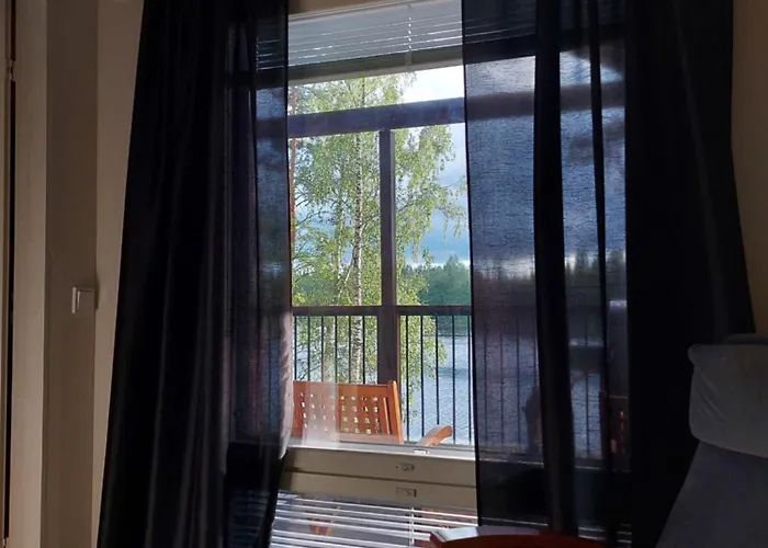 木屋 Koivurannan Lomamoekit Tiira 米凯利